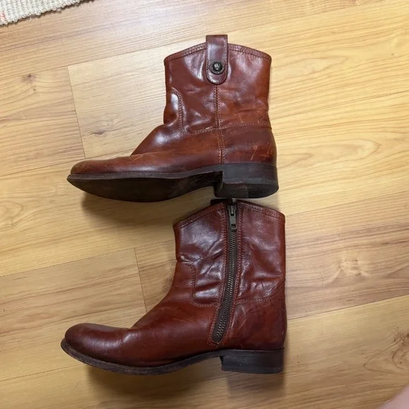 FRYE Women's Melissa Button Short Boot Booties Sz US 6 B Brown Leather - Picture 4 of 16
